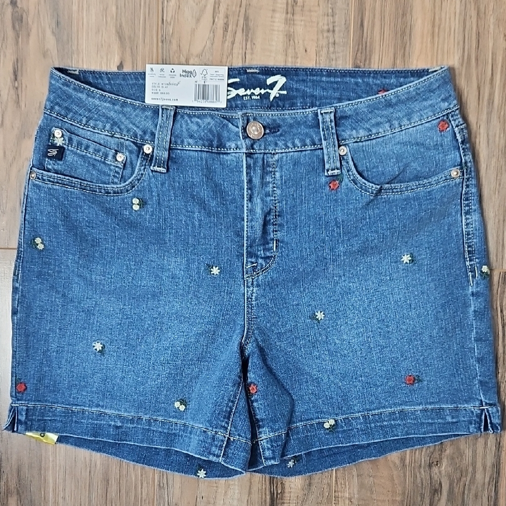 Seven7 Women's Weekend Floral Embroidered Blue Jean Shorts 8 NWT